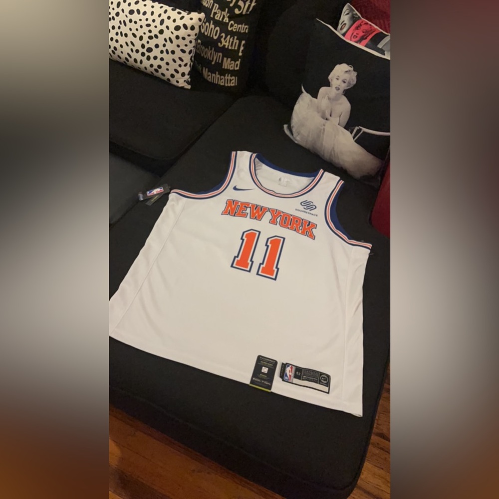 Nike/Knicks jersey